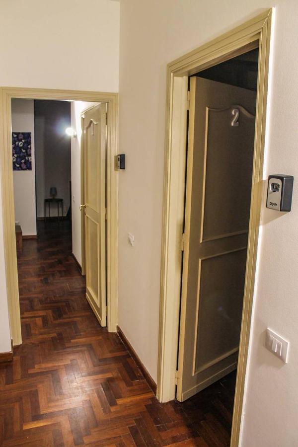 ホテル Alexander House パレルモ エクステリア 写真