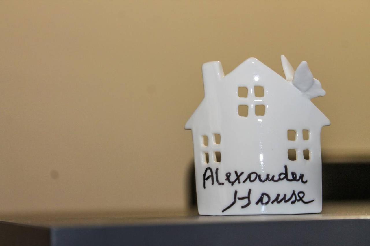 ホテル Alexander House パレルモ エクステリア 写真